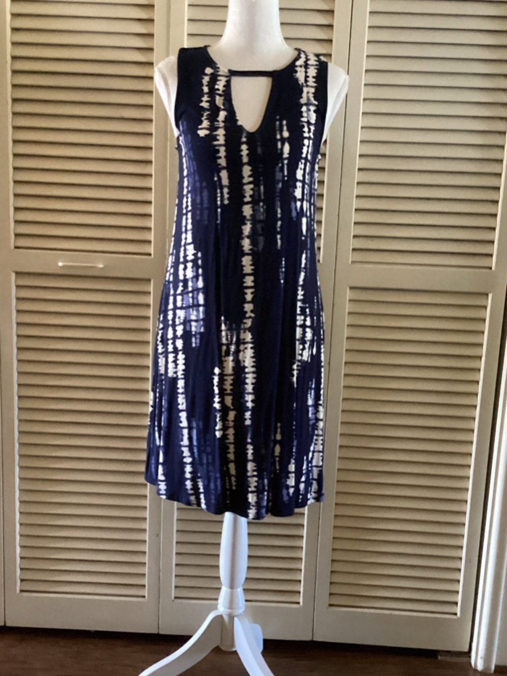 Navy and White Tie-Dye Keyhole Swim Coverup